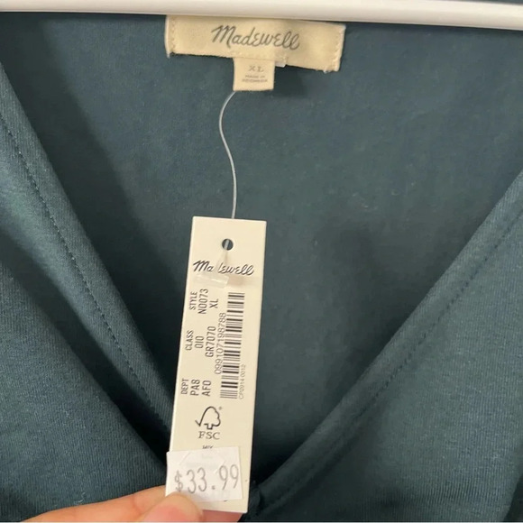 SKU 2 Madewell Twist-Front Long-Sleeve Tee in Dark Green Size XL NWT - Picture 3 of 5